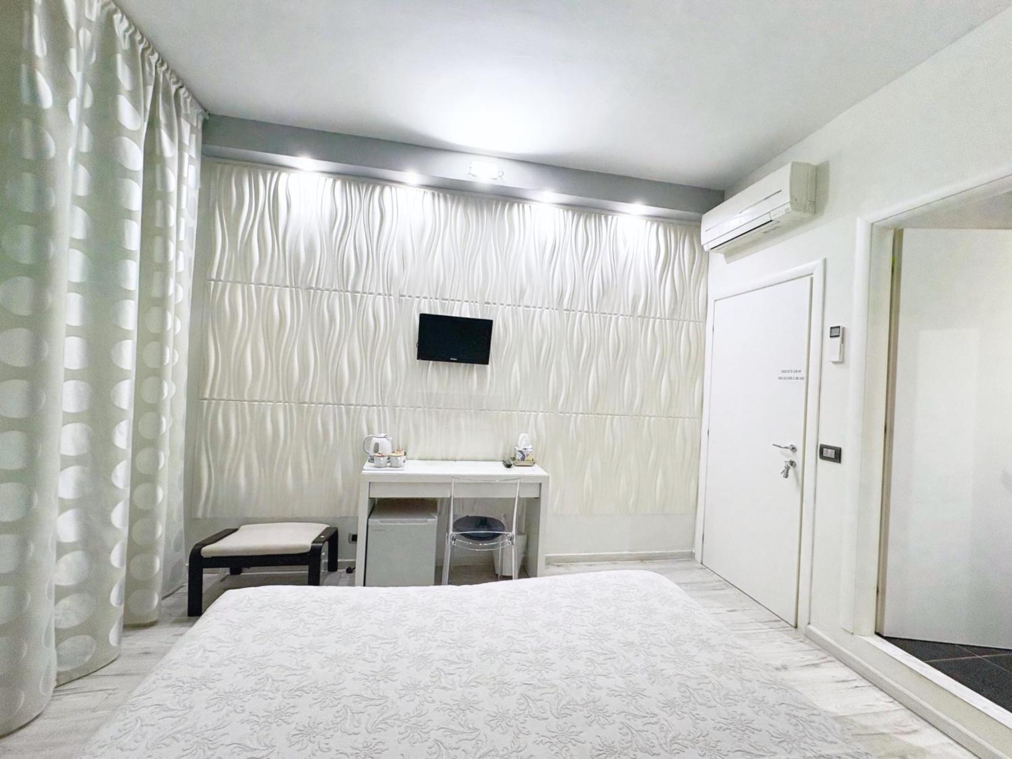 B&B Flo ฟลอเรนซ์ ภายนอก รูปภาพ