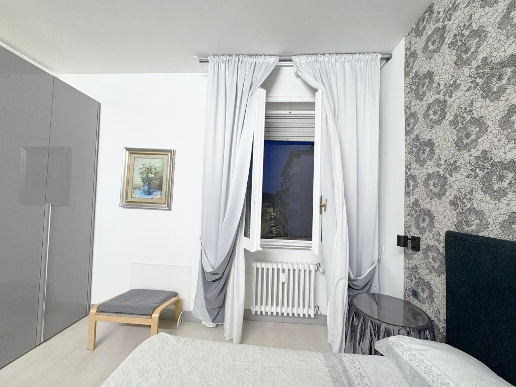 B&B Flo ฟลอเรนซ์ ภายนอก รูปภาพ