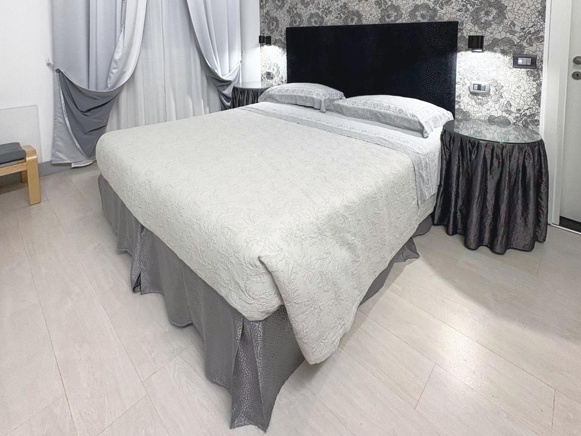 B&B Flo ฟลอเรนซ์ ภายนอก รูปภาพ