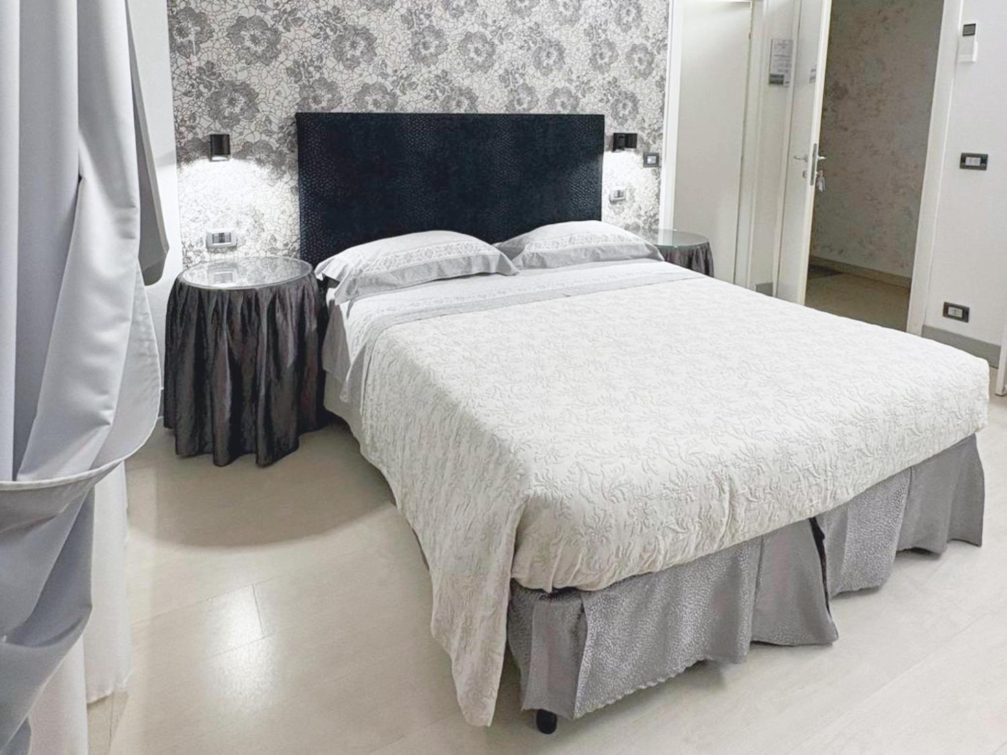 B&B Flo ฟลอเรนซ์ ภายนอก รูปภาพ