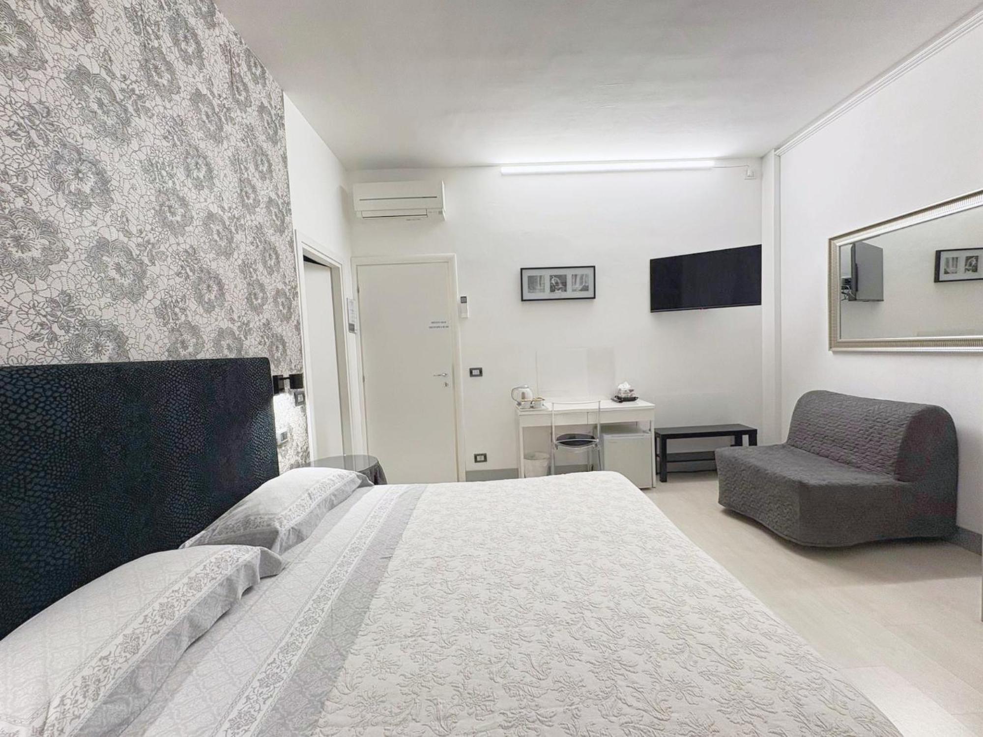 B&B Flo ฟลอเรนซ์ ภายนอก รูปภาพ